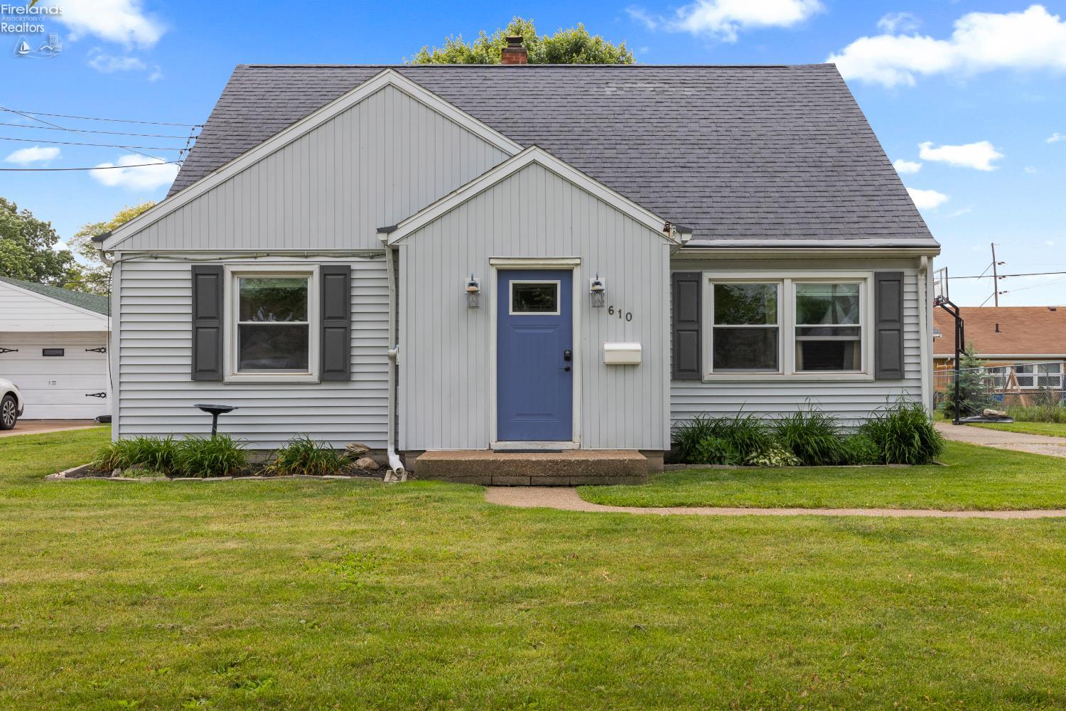 610 Clinton Street, Port Clinton, Texas image 1