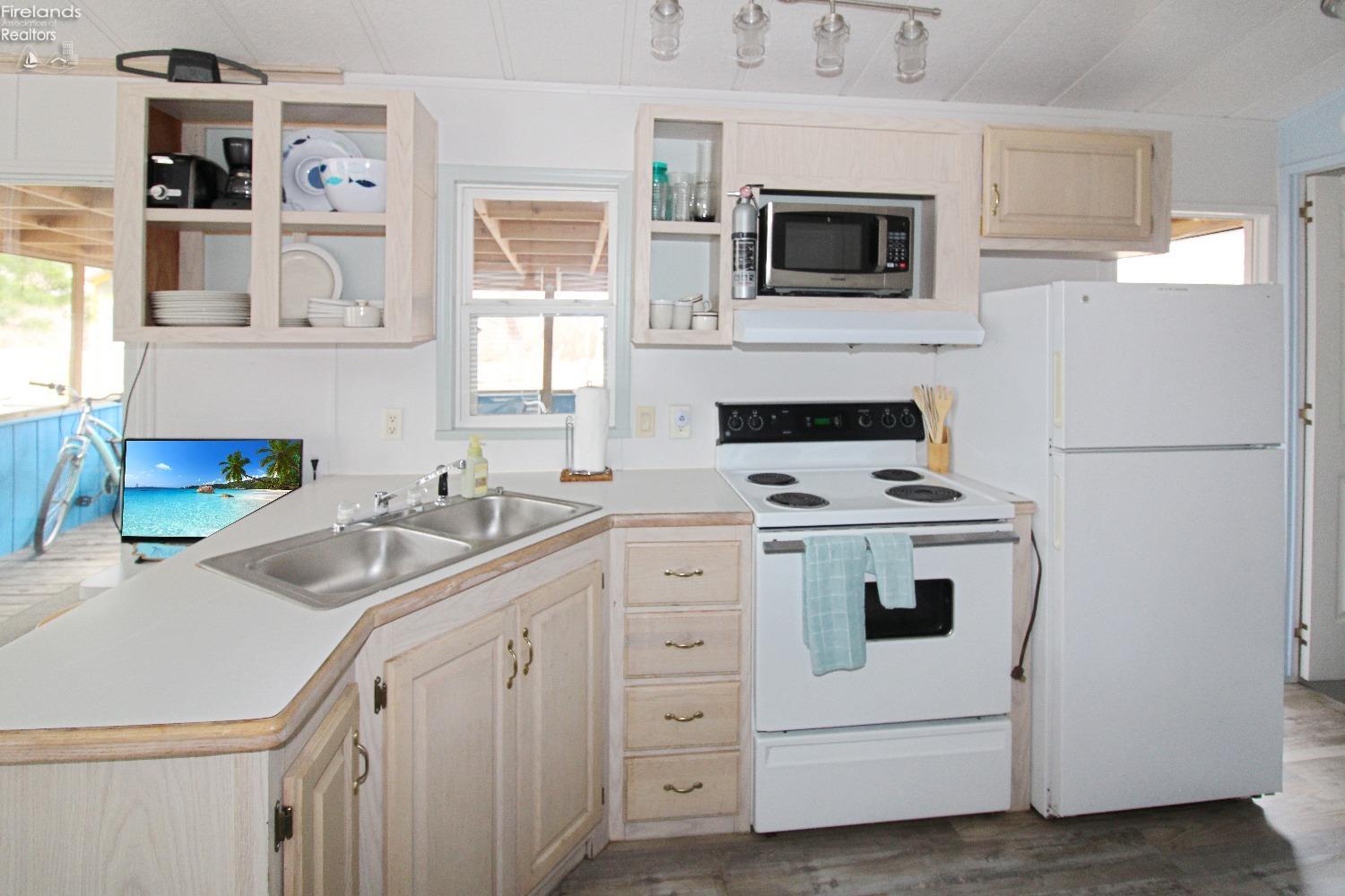 1233 Fox Rd #40, Middle Bass Island, Texas image 7