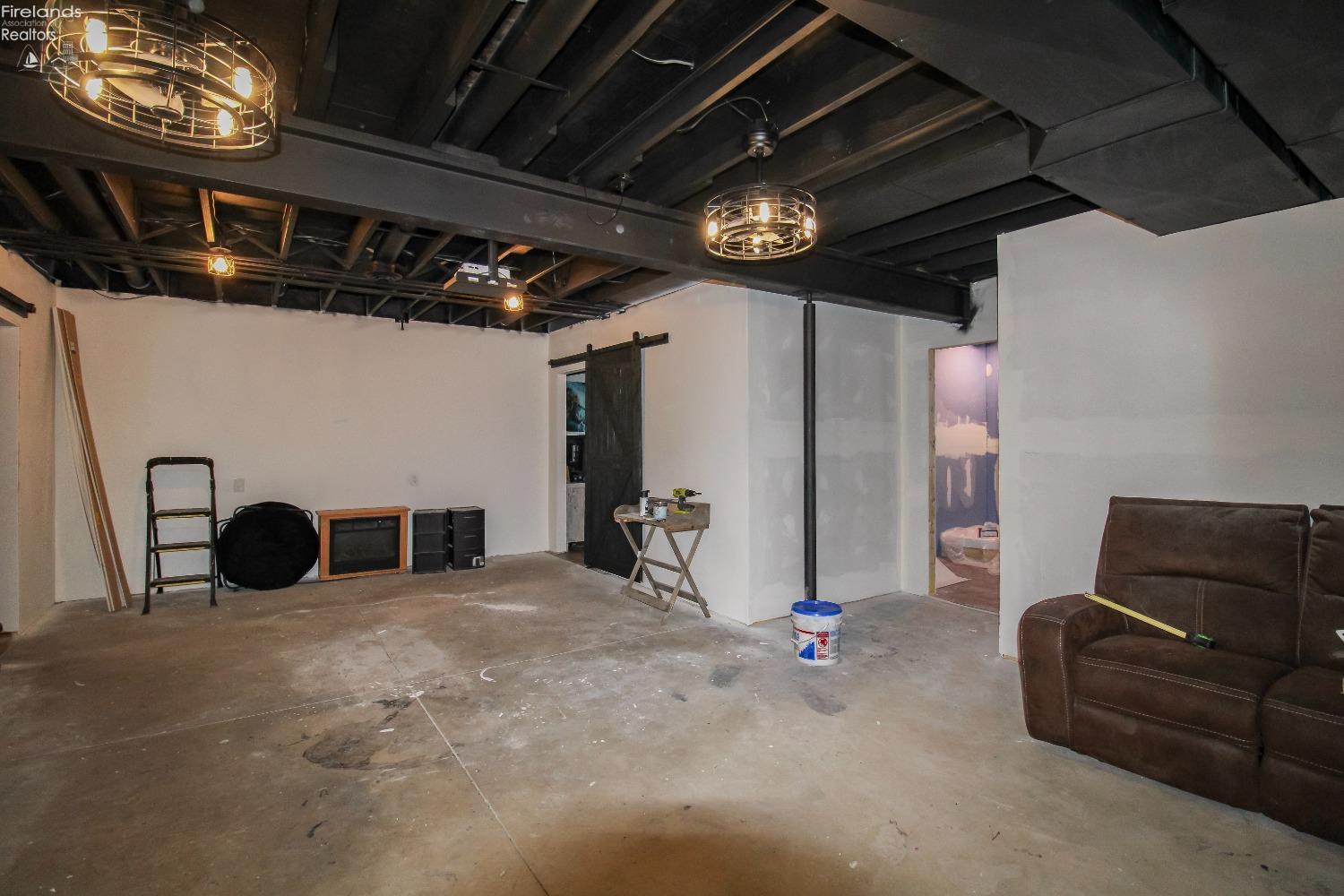 215 Yorkshire Place, Bellevue, New Mexico image 35