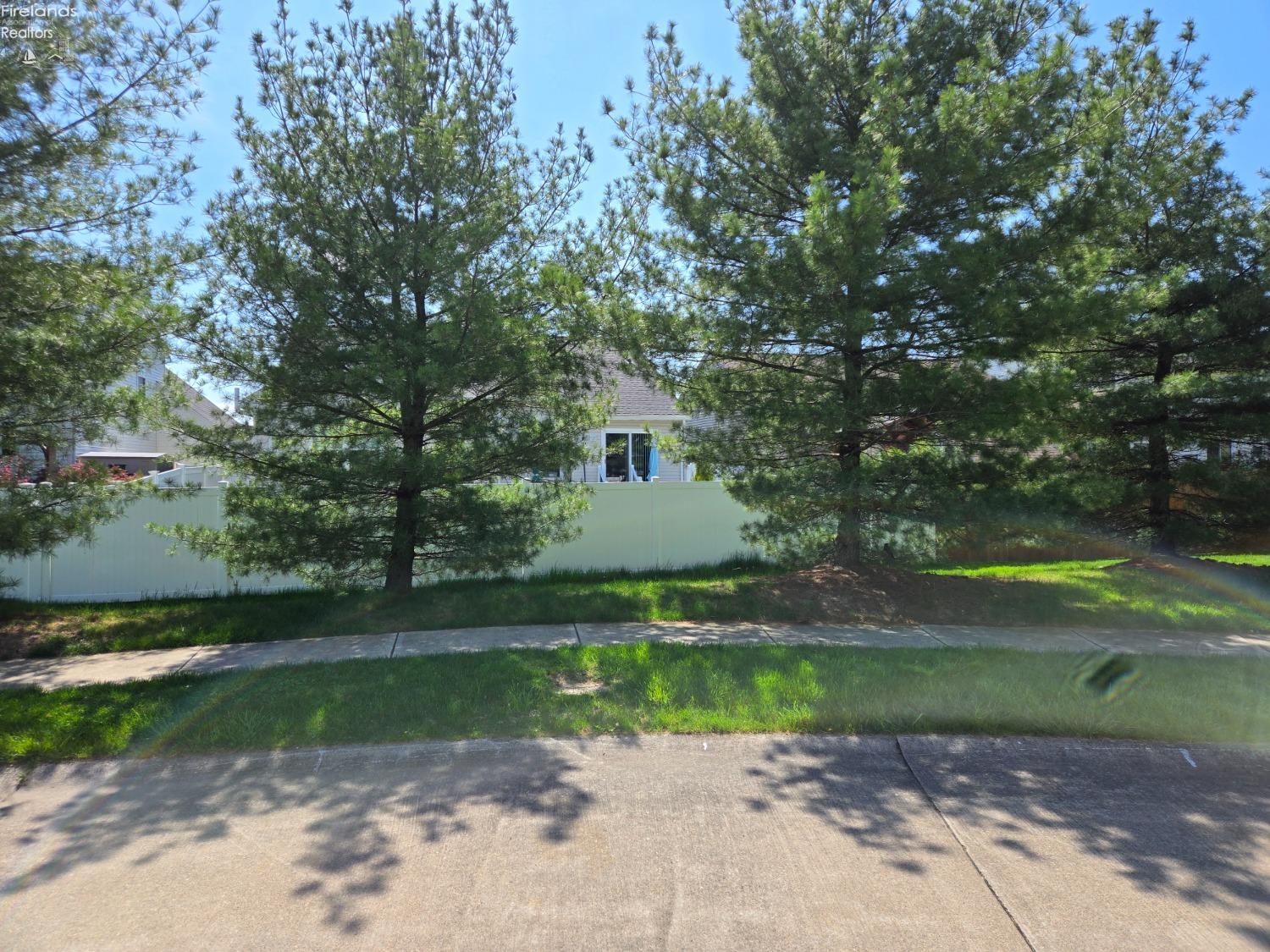 4590 W Fields Way Way, Lorain, Ohio image 6