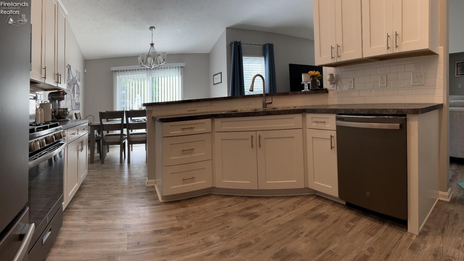 4590 W Fields Way Way, Lorain, Ohio image 12