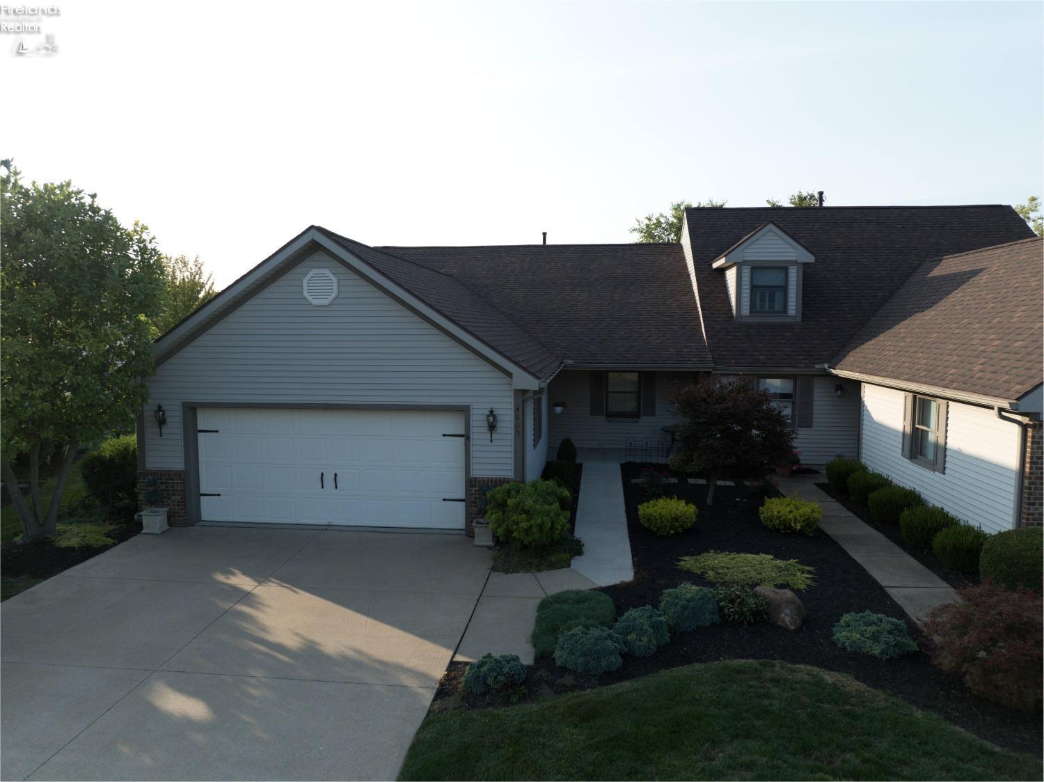 4805 Lake Court, Sandusky, Ohio image 3