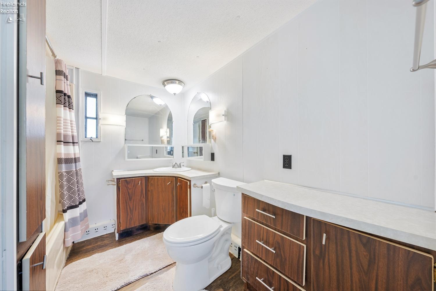 8175 E Northshore Boulevard #95, Marblehead, Texas image 19