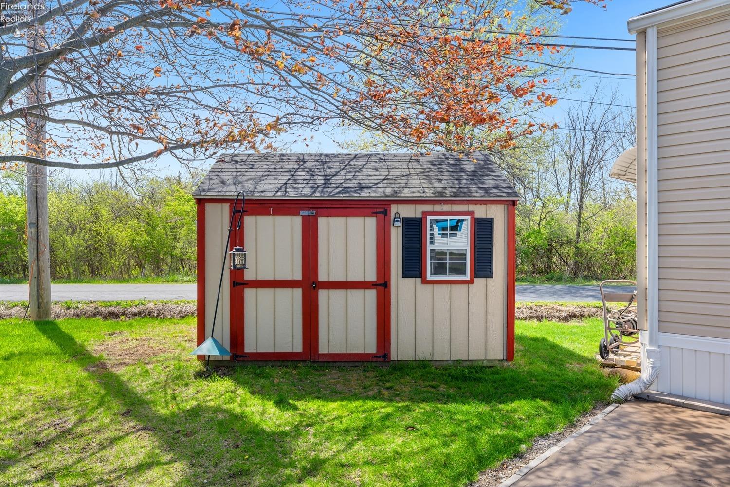 8175 E Northshore Boulevard #95, Marblehead, Texas image 33