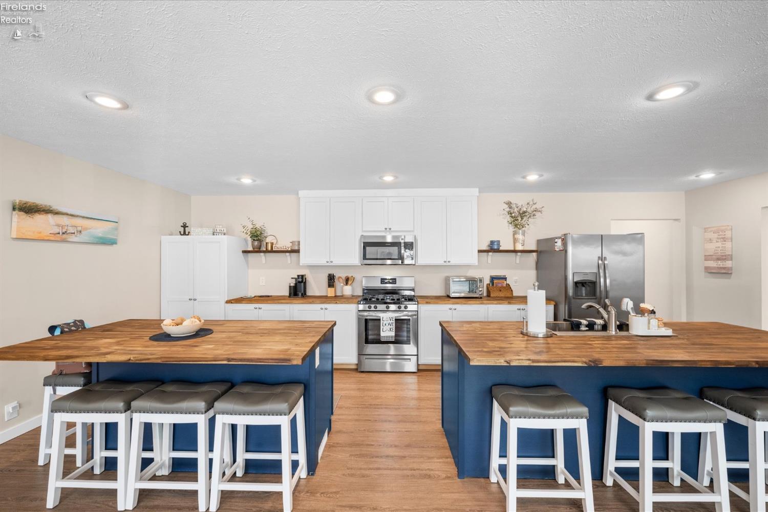 4311 E Linda Drive, Port Clinton, Ohio image 13