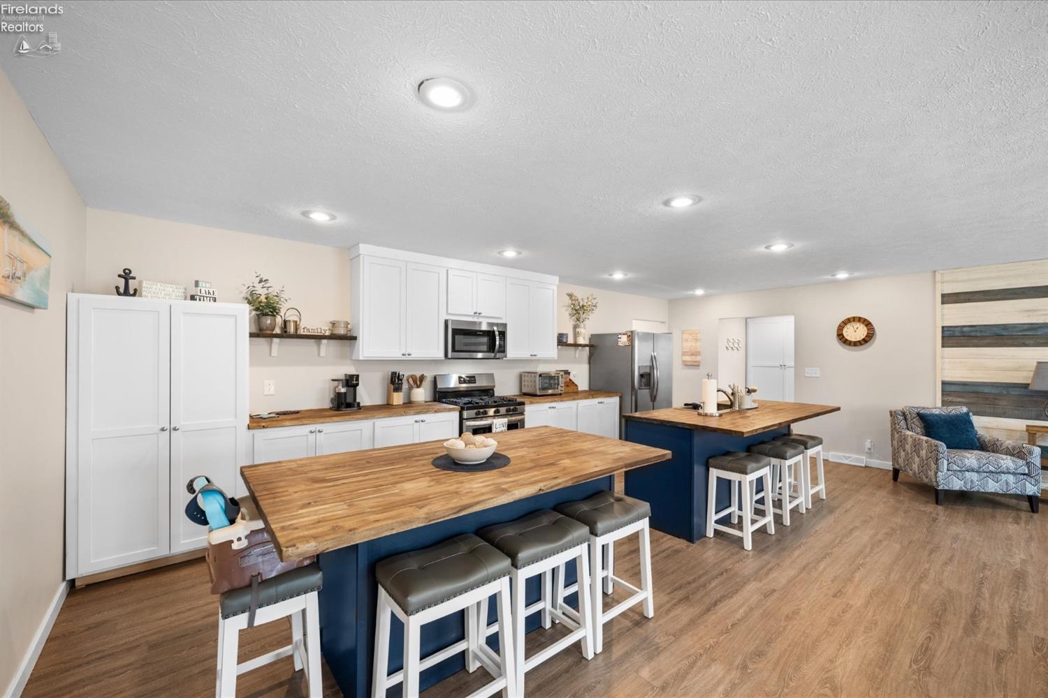 4311 E Linda Drive, Port Clinton, Ohio image 14