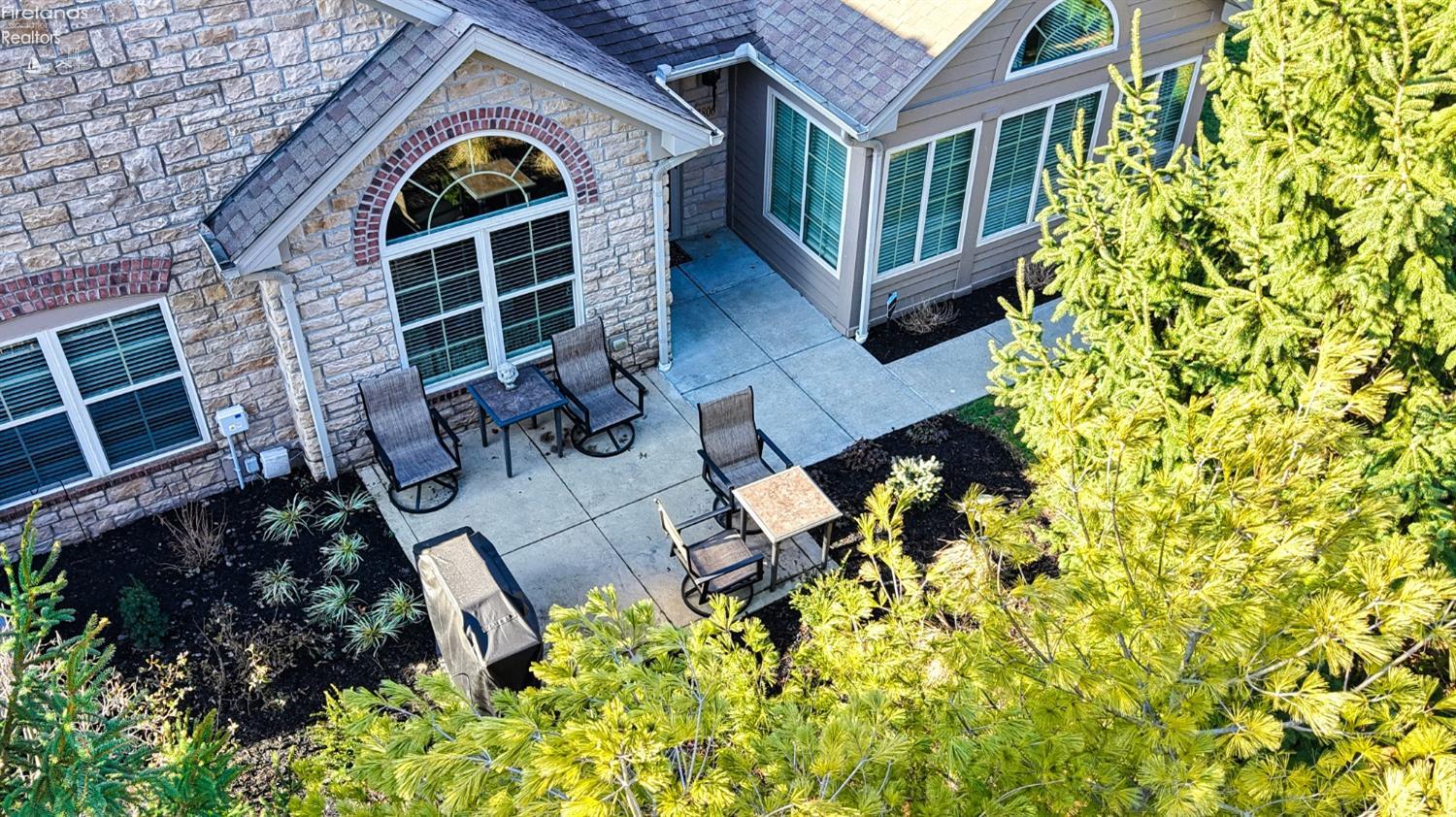 Huron, Ohio 44839, United States, 3 Bedrooms Bedrooms, ,2 BathroomsBathrooms,Residential,Contingent,23277