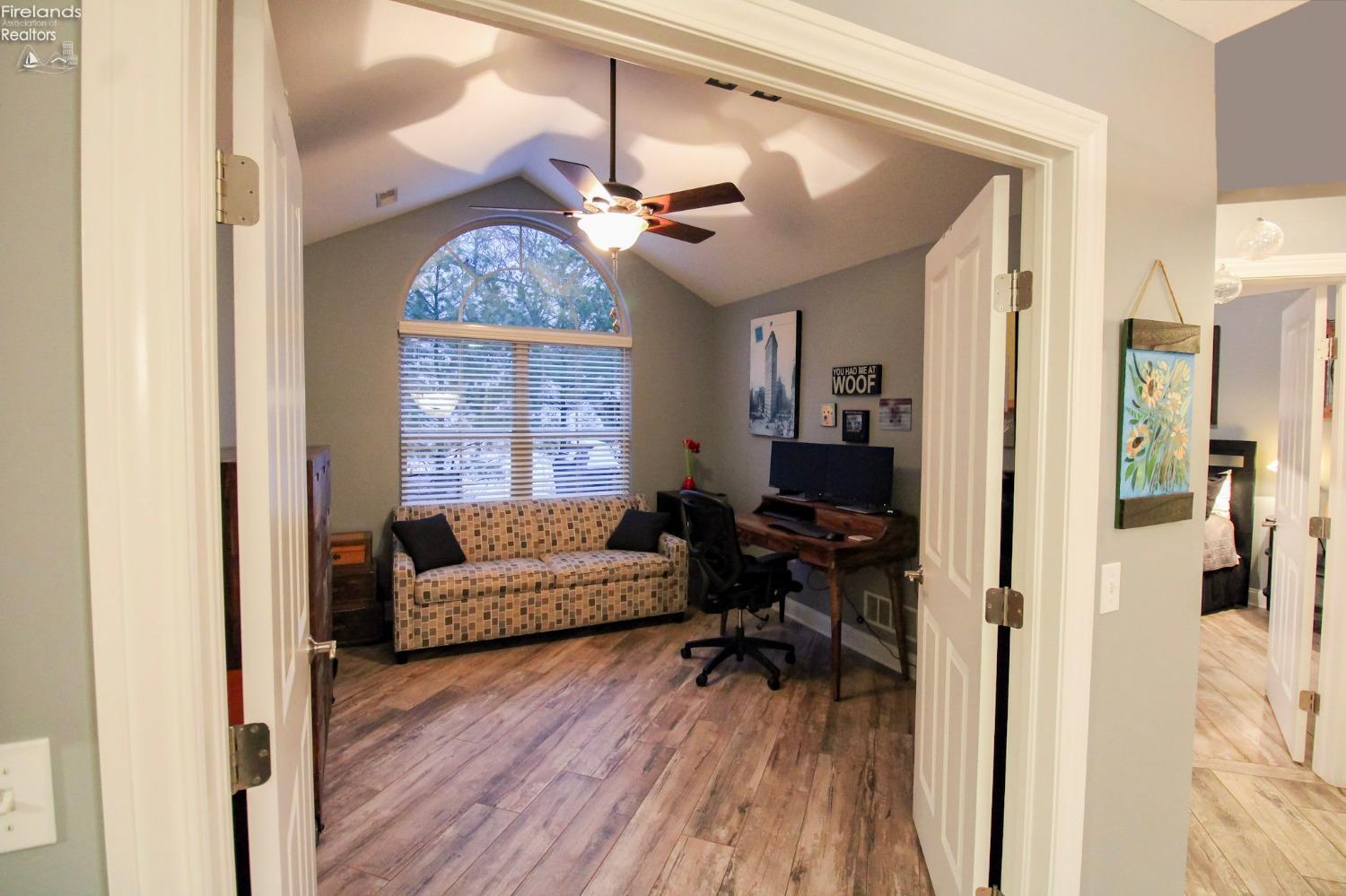 Huron, Ohio 44839, United States, 3 Bedrooms Bedrooms, ,2 BathroomsBathrooms,Residential,Contingent,23277