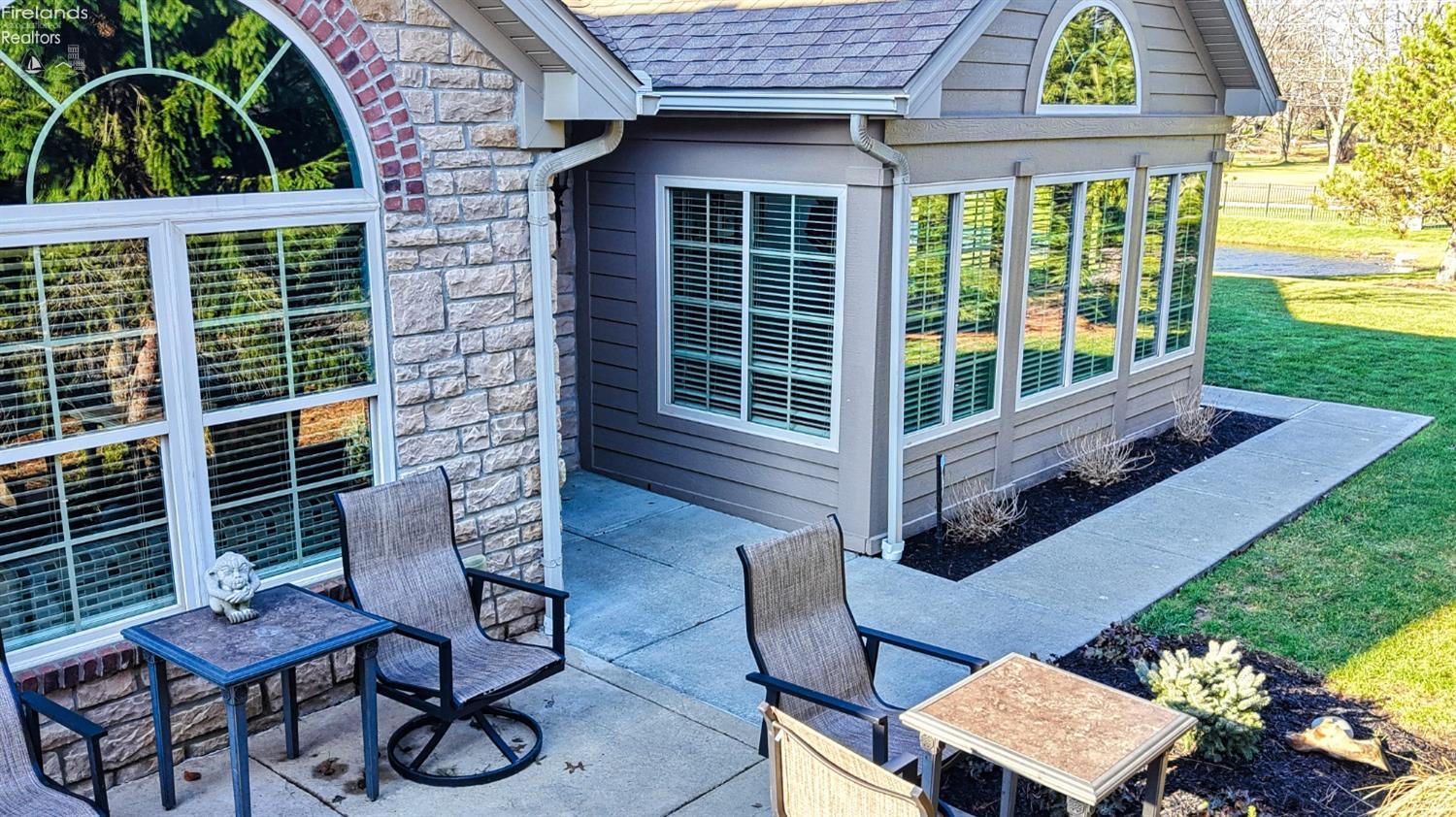 Huron, Ohio 44839, United States, 3 Bedrooms Bedrooms, ,2 BathroomsBathrooms,Residential,Contingent,23277