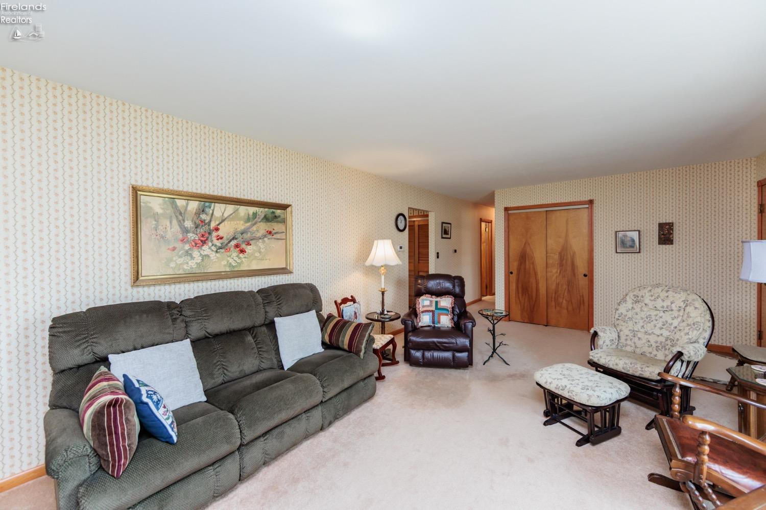 5617 Debra Drive, Castalia, New Mexico image 16
