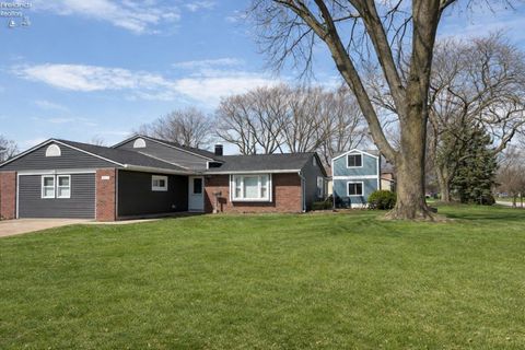 Homes For Sale - 3117 E Bayview Lane<br/> Sandusky, OH 44870