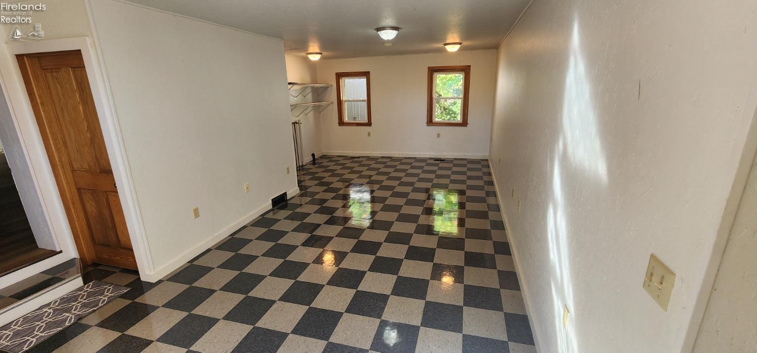 44 N Washington Street, Tiffin, Ohio image 22