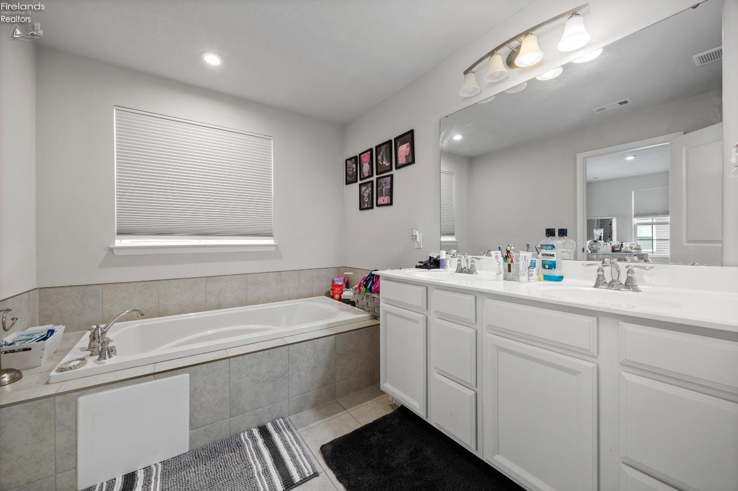 9087 Nash Lane, North Ridgeville, Texas image 21