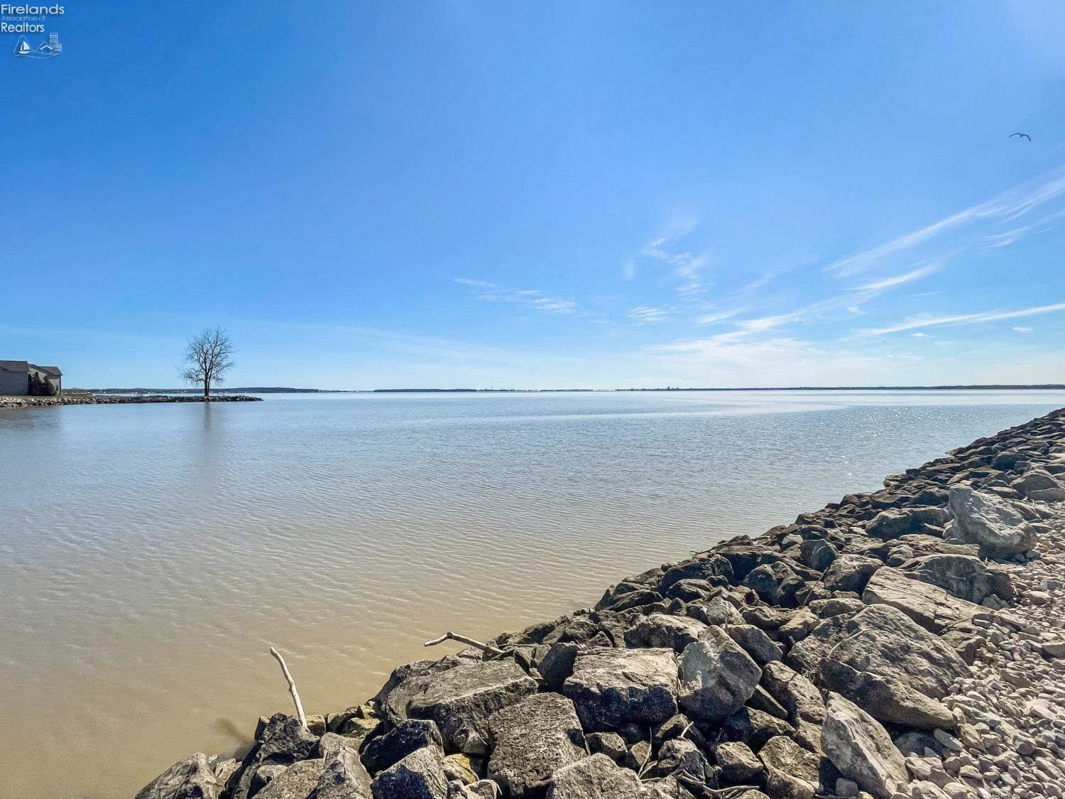 2710 S Amherst Ave, Port Clinton, Texas image 8