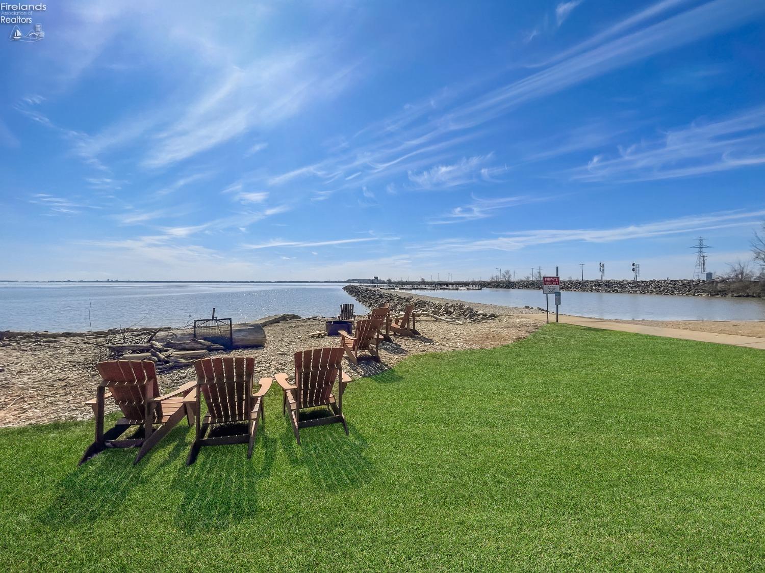 2710 S Amherst Ave, Port Clinton, Texas image 6