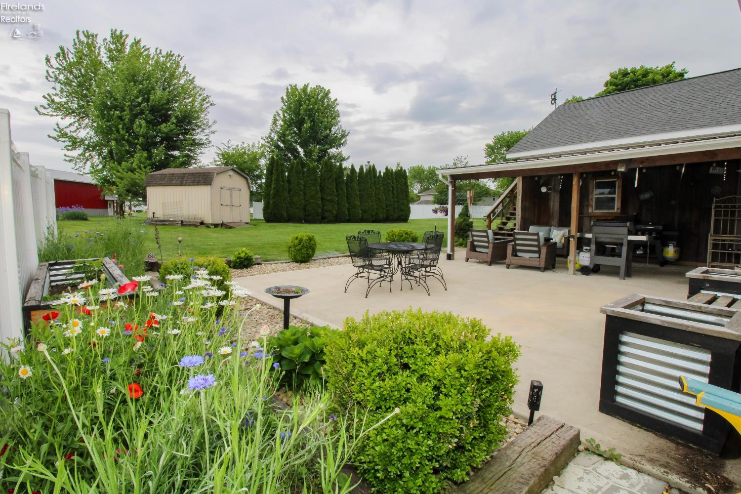 Bellevue, Ohio 44811, United States, 3 Bedrooms Bedrooms, ,2 BathroomsBathrooms,Residential,Active,141200