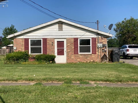 Multifamily For Sale - 327 Keefer St<br/> Huron County, Willard, OH 44890