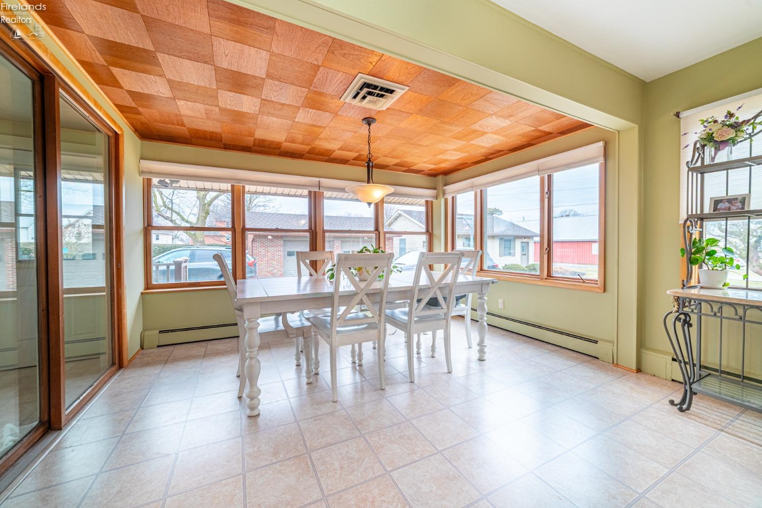 309 Foote Avenue Ave, New Washington, Texas image 11