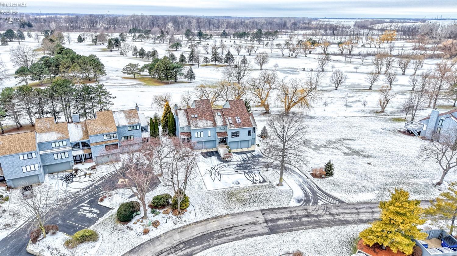 Huron, Ohio 44839, United States, 4 Bedrooms Bedrooms, ,3 BathroomsBathrooms,Residential,Contingent,9517