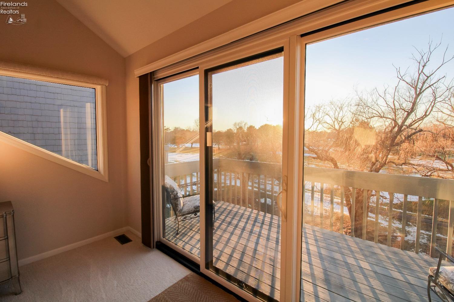 Huron, Ohio 44839, United States, 4 Bedrooms Bedrooms, ,3 BathroomsBathrooms,Residential,Contingent,9517