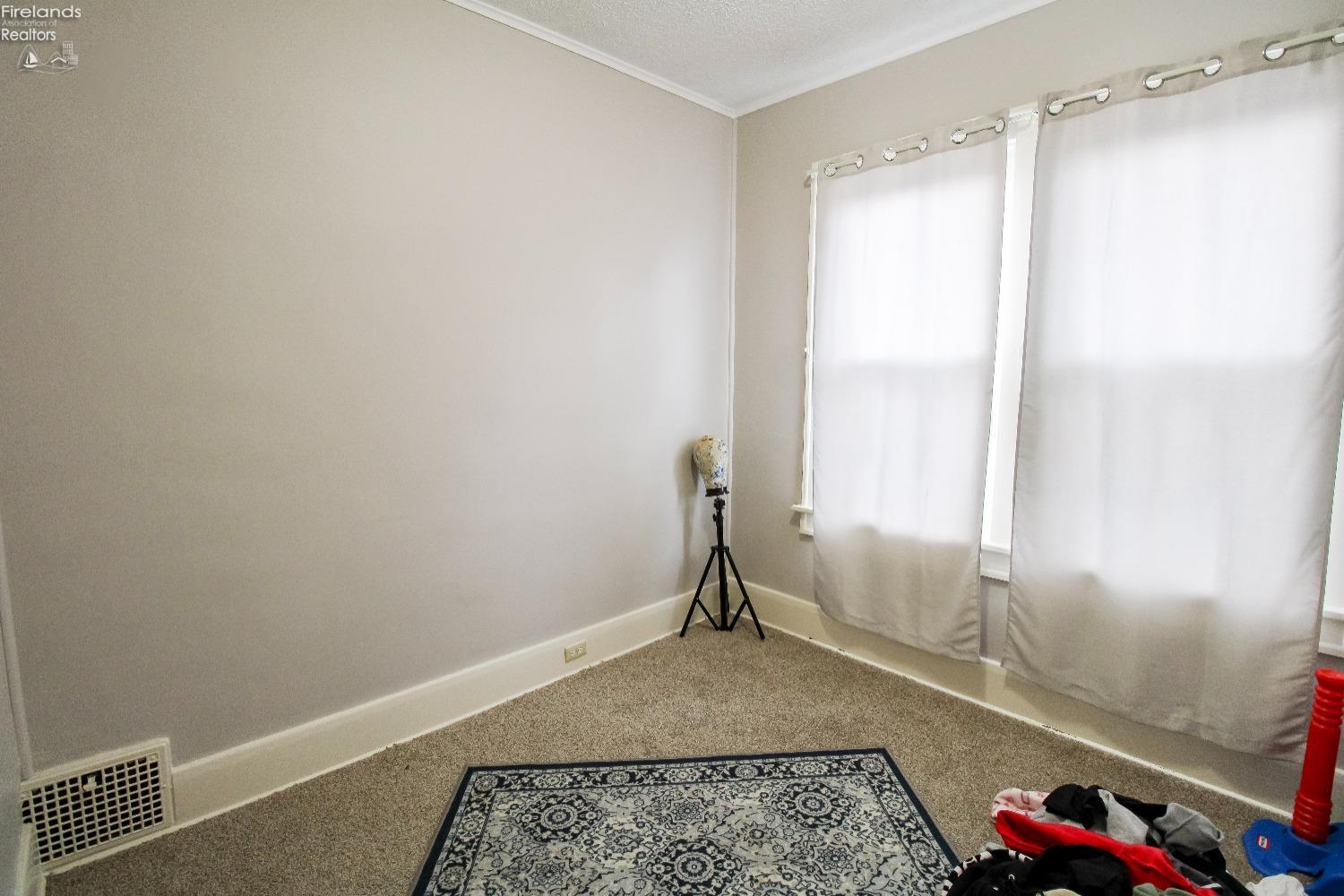 Sandusky, Ohio 44870, United States, ,Residential,Contingent,3539