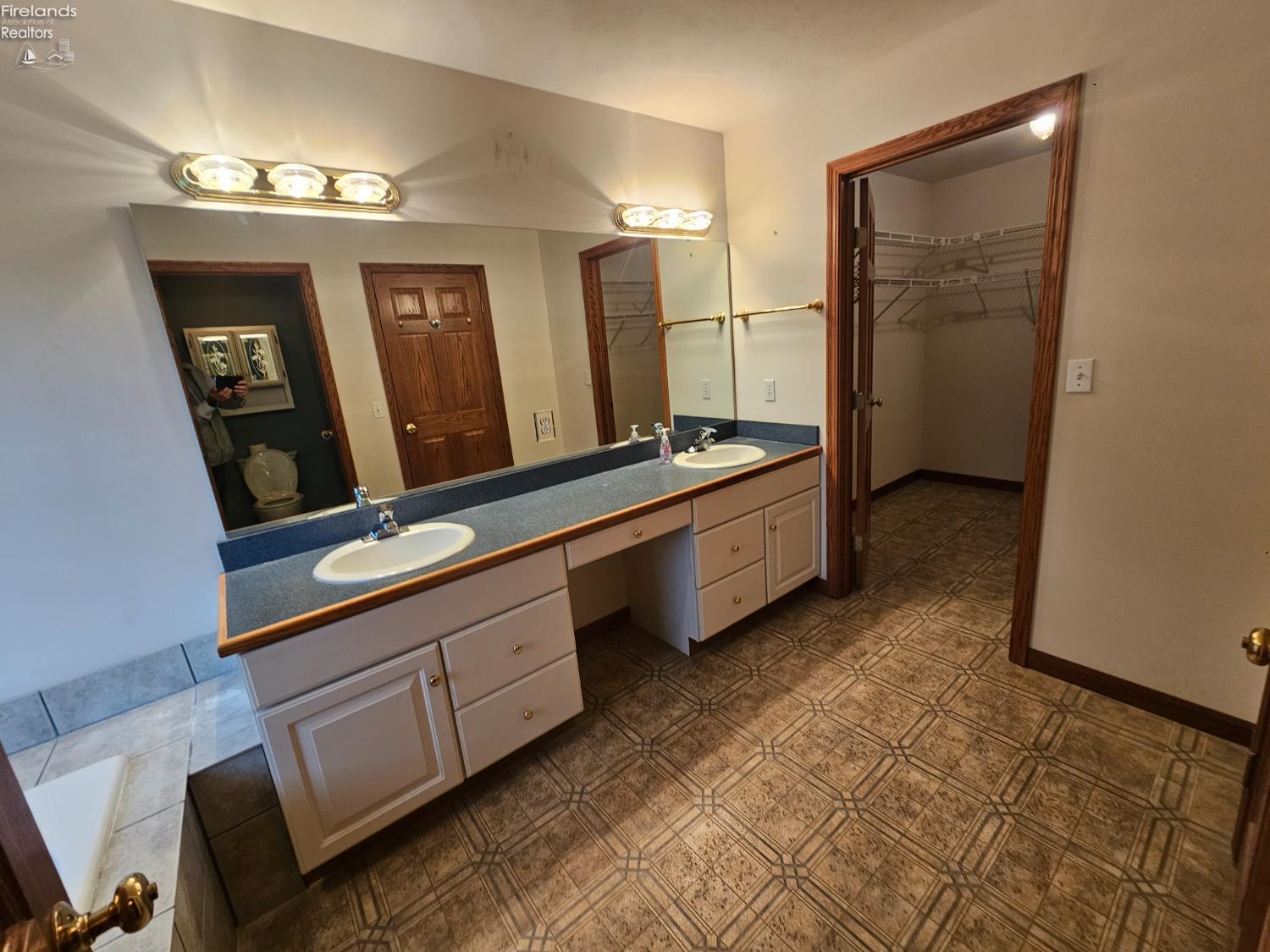 100 Parkview Place Pl, Bellevue, Texas image 25