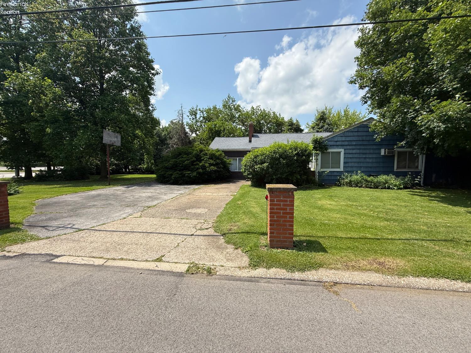 1721 Dietrick Street, Sandusky, Texas image 1