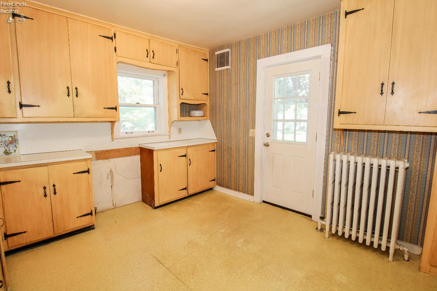 Sandusky, Ohio 44870, United States, 4 Bedrooms Bedrooms, ,1 BathroomBathrooms,Residential,Coming Soon,219443