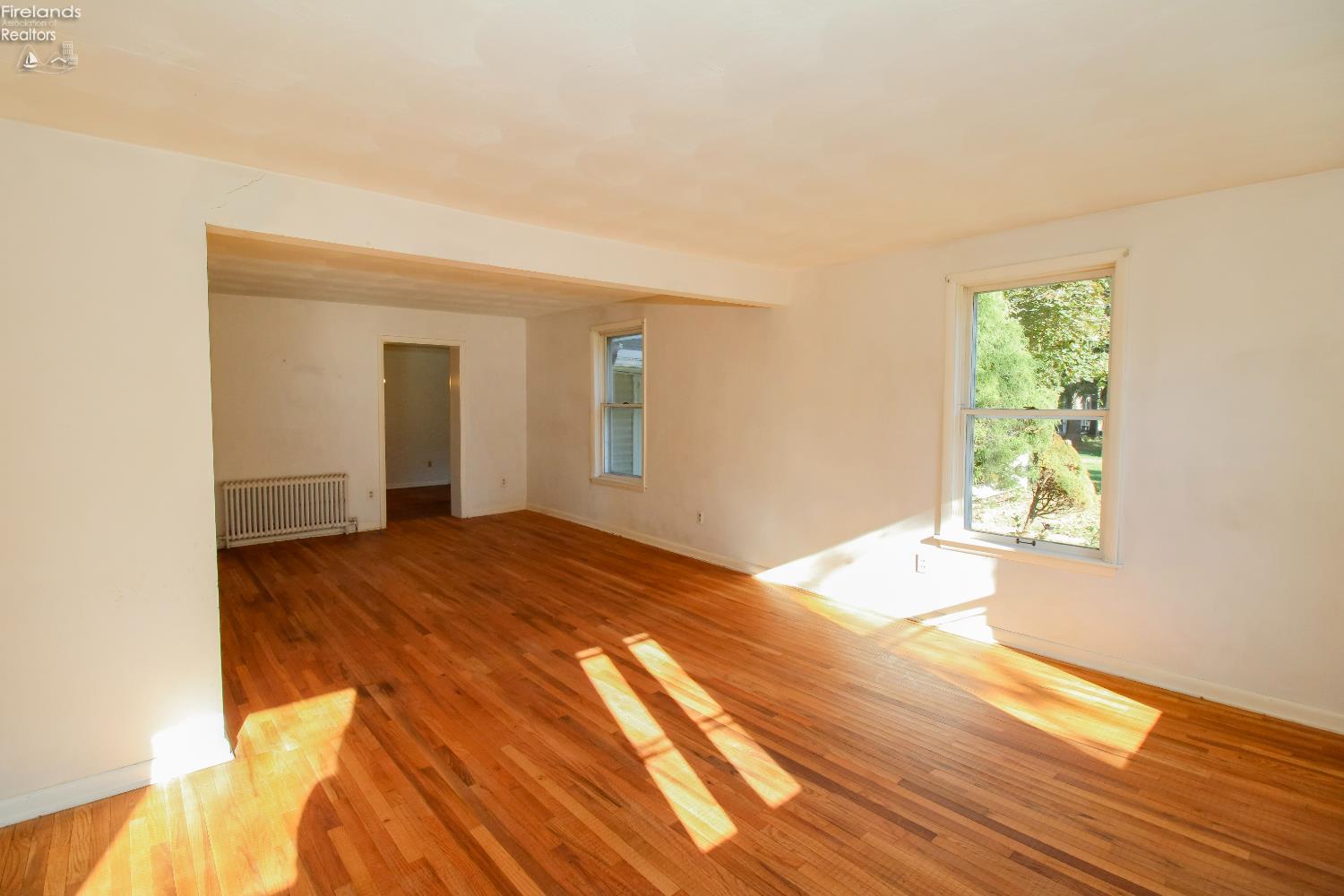 Sandusky, Ohio 44870, United States, 4 Bedrooms Bedrooms, ,1 BathroomBathrooms,Residential,Coming Soon,219443