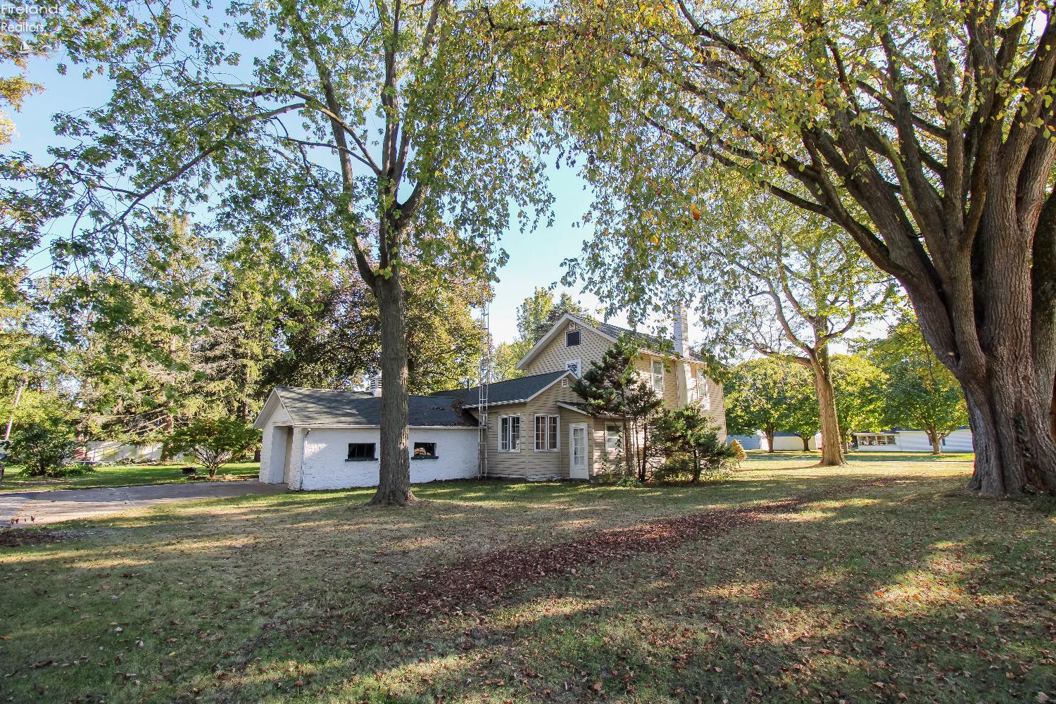 Sandusky, Ohio 44870, United States, 4 Bedrooms Bedrooms, ,1 BathroomBathrooms,Residential,Coming Soon,219443