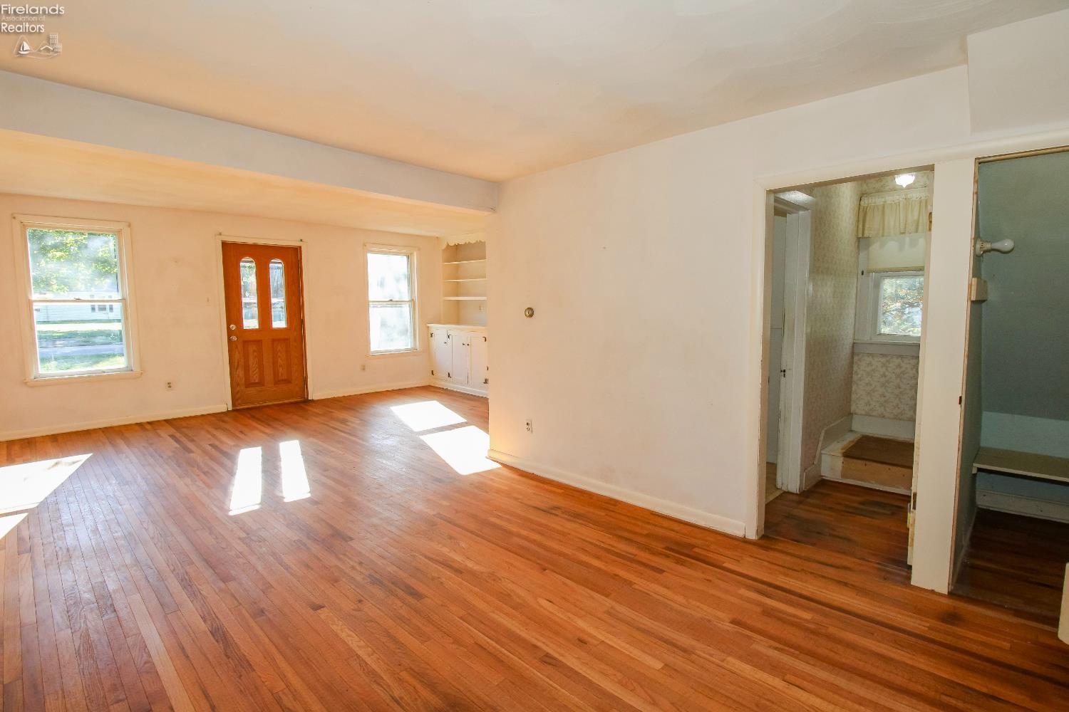 Sandusky, Ohio 44870, United States, 4 Bedrooms Bedrooms, ,1 BathroomBathrooms,Residential,Coming Soon,219443