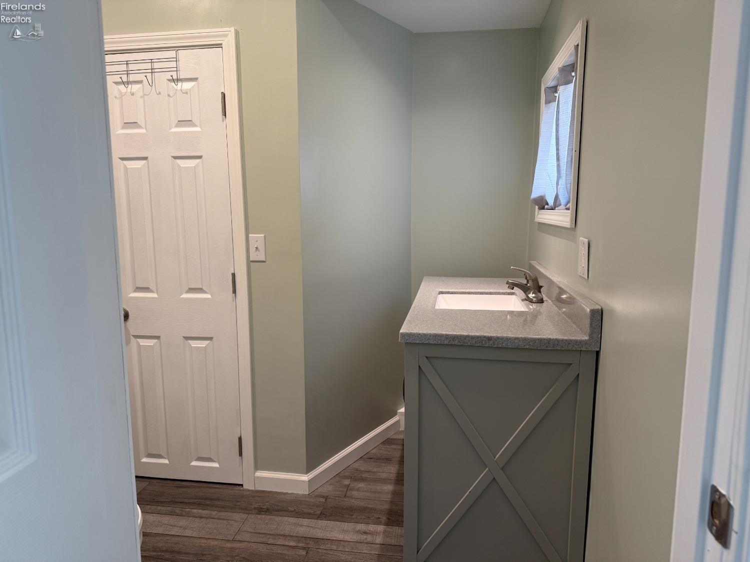 719 Everett Road, Fremont, Ohio image 23