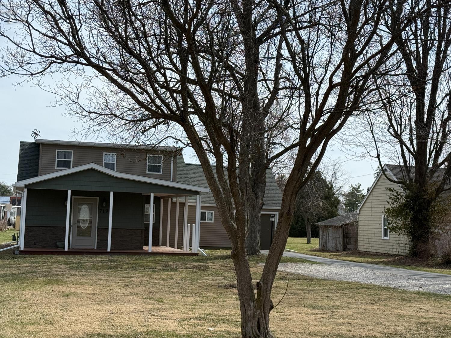 719 Everett Road, Fremont, Ohio image 1