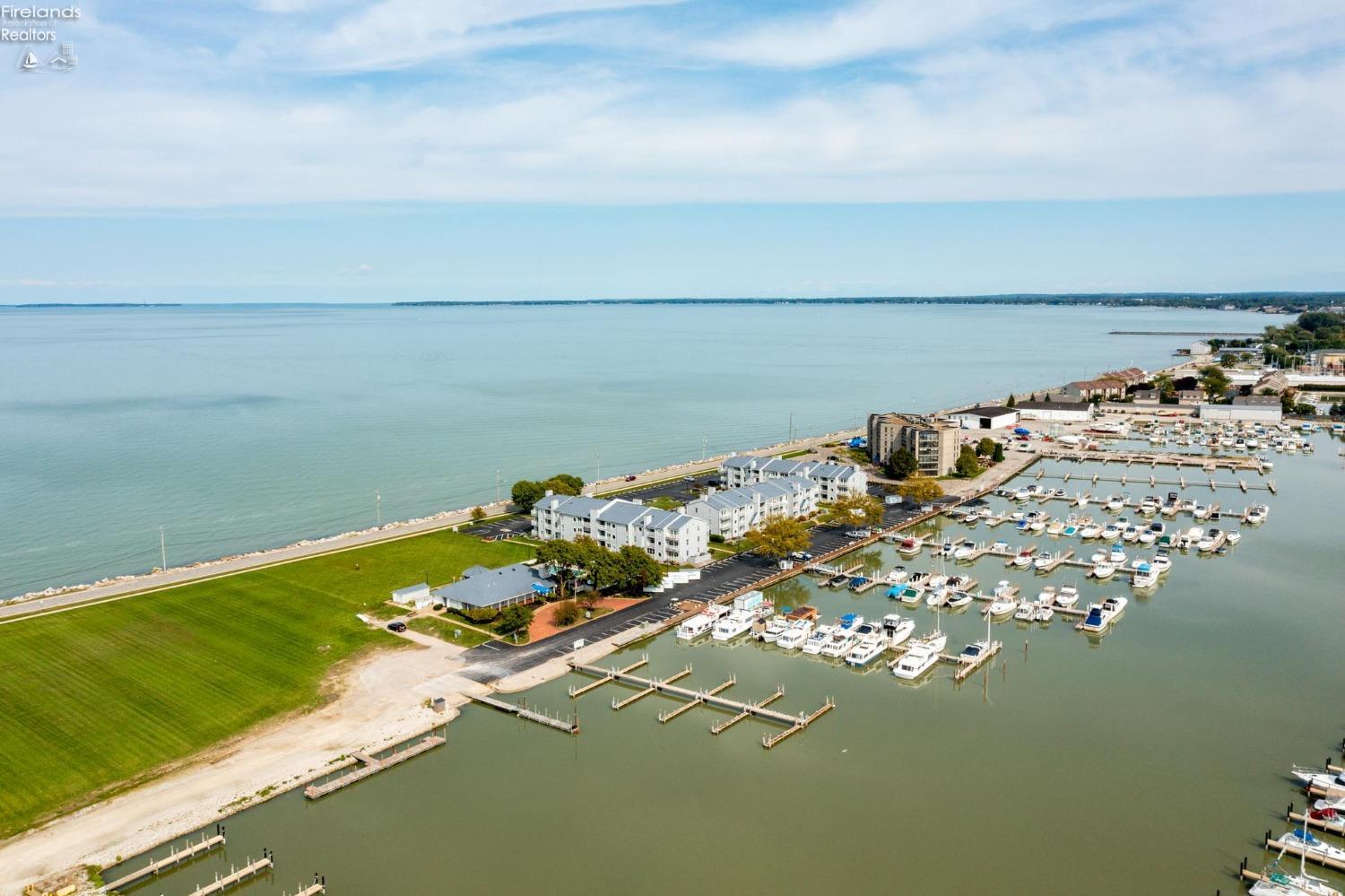 222 Clinton Reef Drive, Port Clinton, Texas image 27