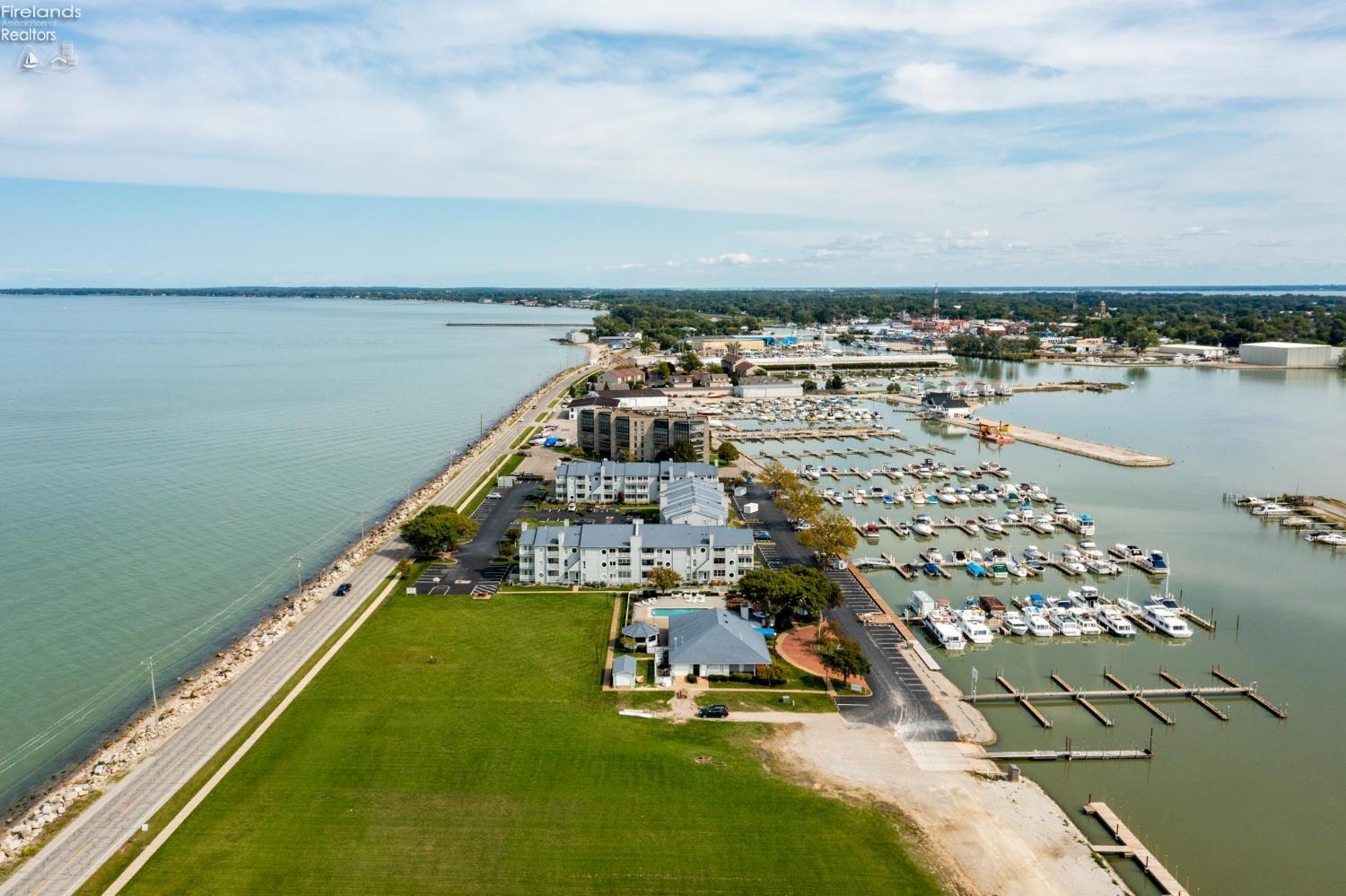 222 Clinton Reef Drive, Port Clinton, Texas image 40