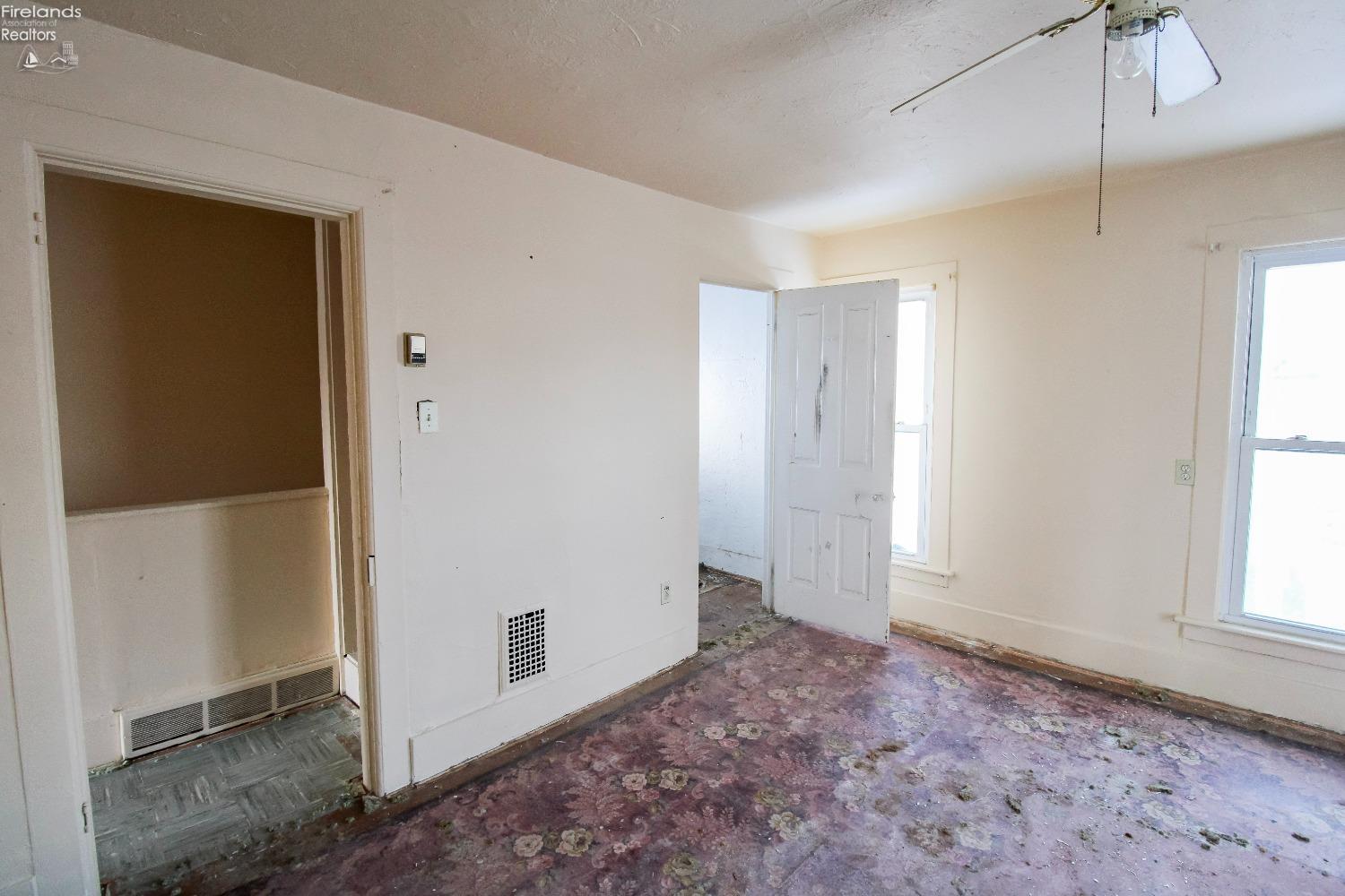 Elyria, Ohio 44035, United States, ,Residential,Active,2519