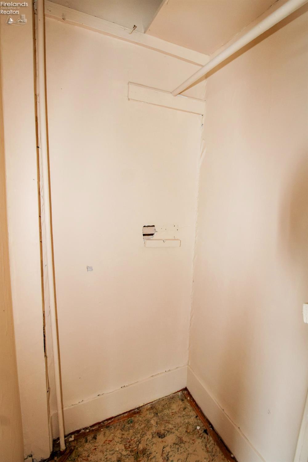 Elyria, Ohio 44035, United States, ,Residential,Active,2519