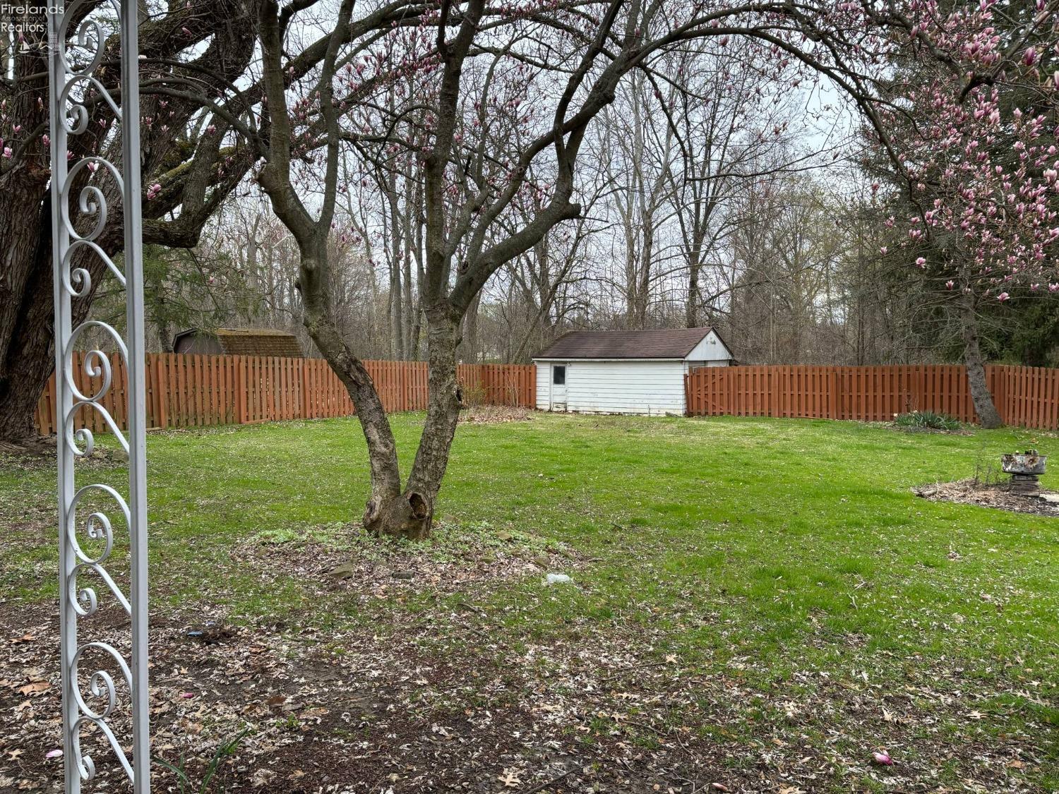 132 Forest Hill Drive, Amherst, Ohio image 33