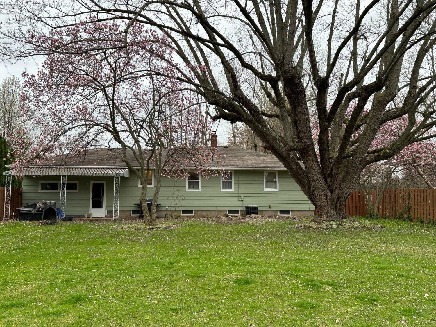132 Forest Hill Drive, Amherst, Ohio image 34