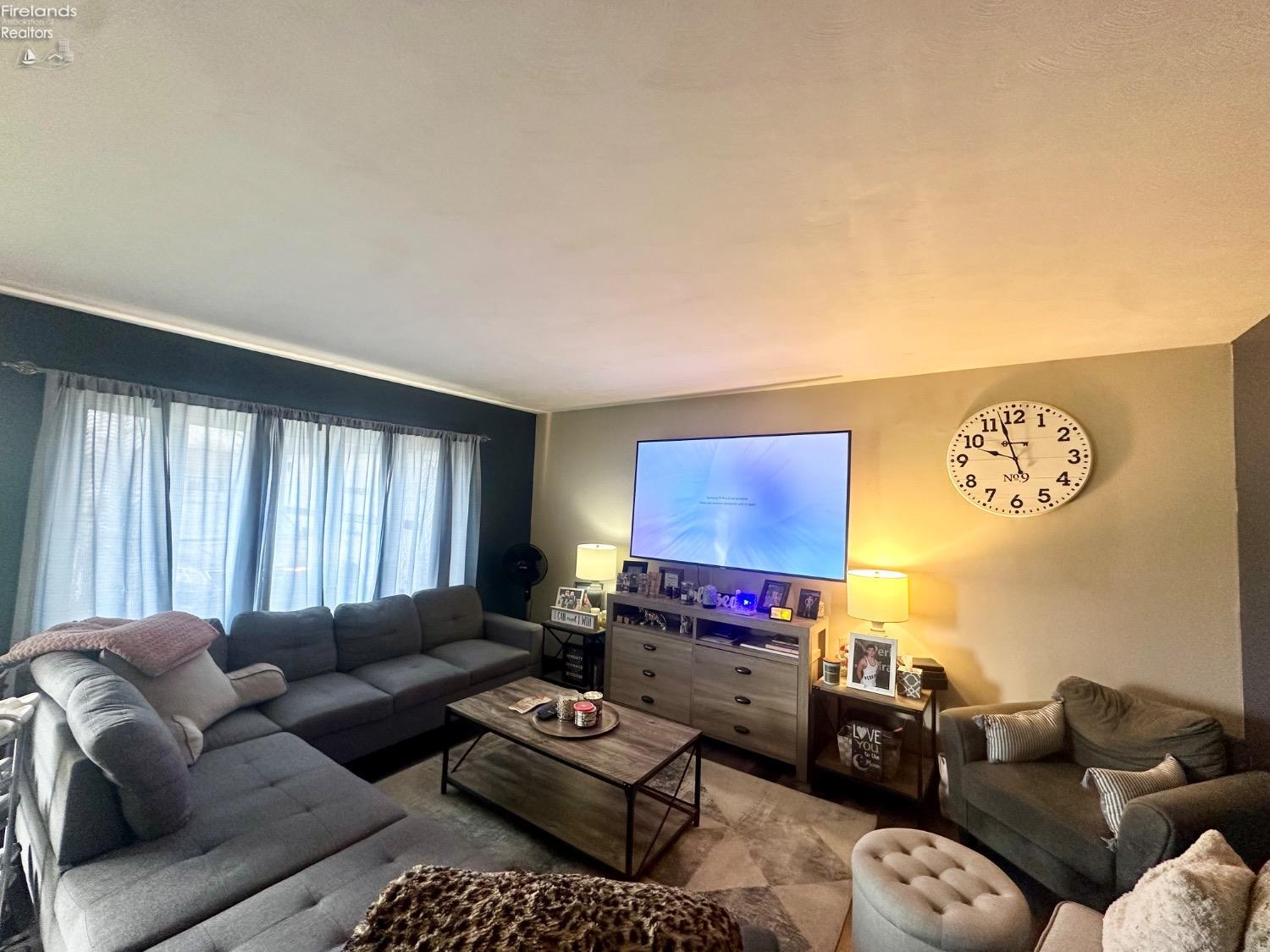 2801 N Bayview Ln, Sandusky, Ohio image 2