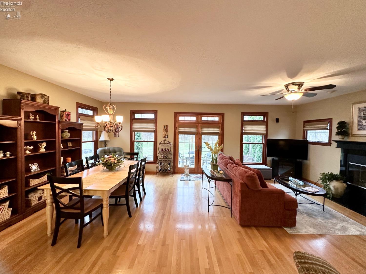532 Snowy Egret Dr, Huron, Ohio image 9
