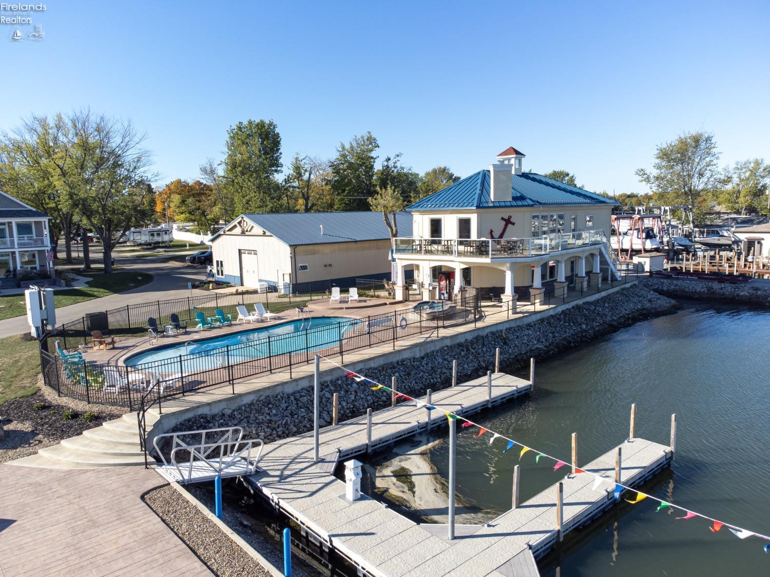 42 Gone Fishin, Lakeside, Texas image 32
