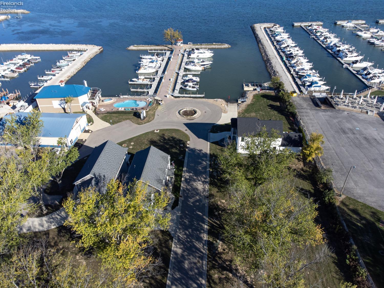 42 Gone Fishin, Lakeside, Texas image 34