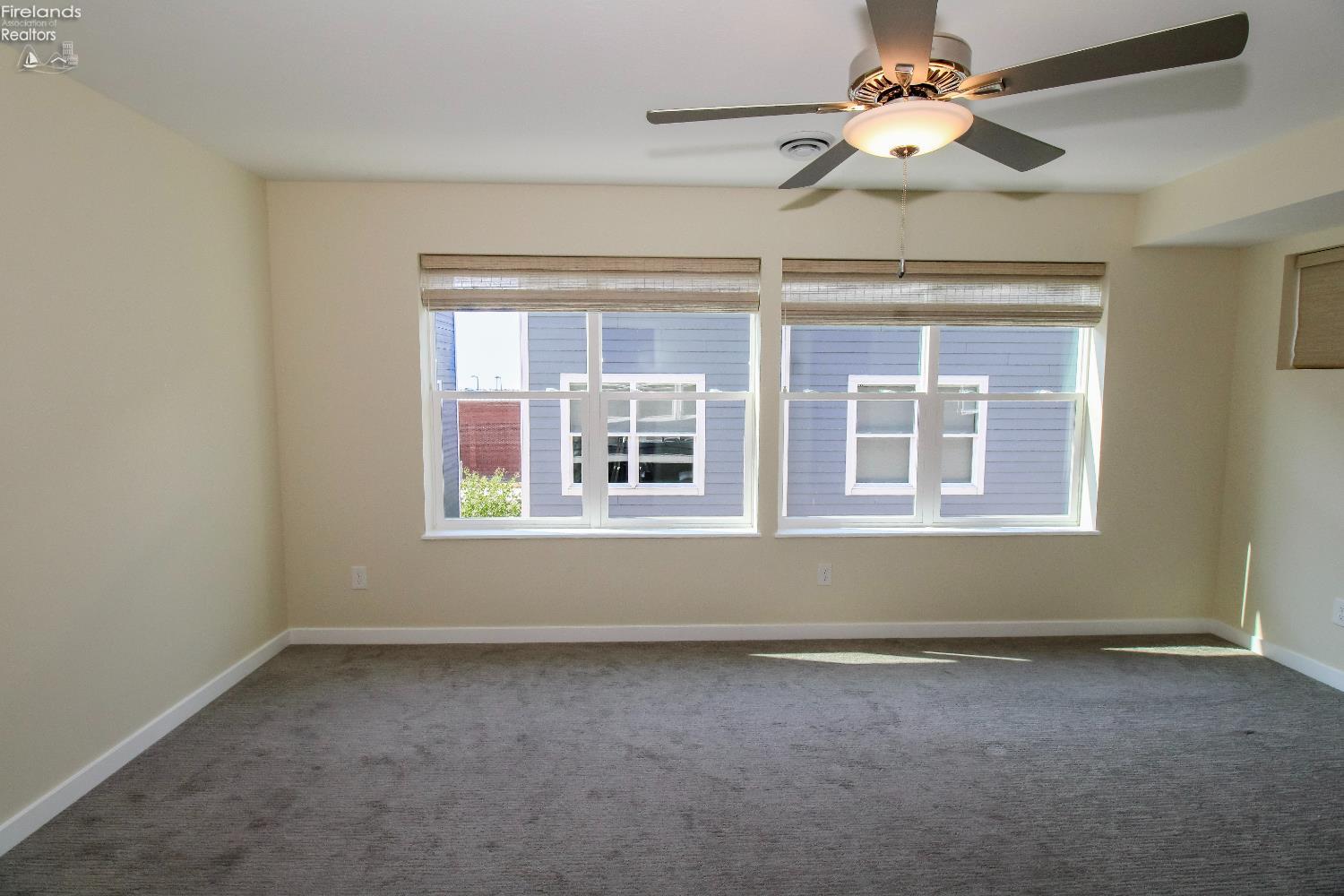 Sandusky, Ohio 44870, United States, 2 Bedrooms Bedrooms, ,3 BathroomsBathrooms,Residential,Pending,180557