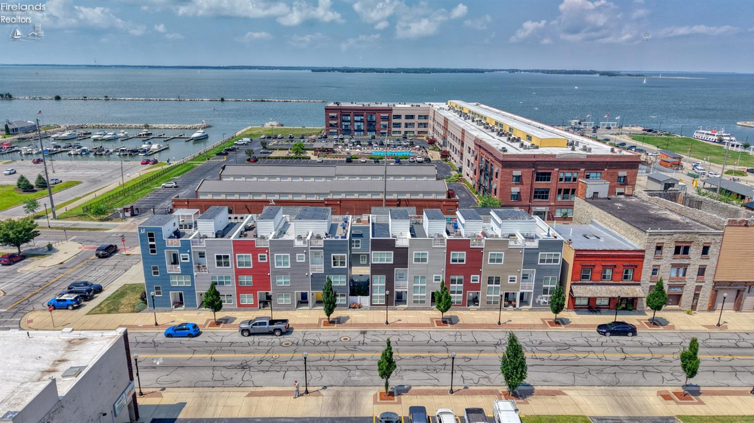 Sandusky, Ohio 44870, United States, 2 Bedrooms Bedrooms, ,3 BathroomsBathrooms,Residential,Pending,180557