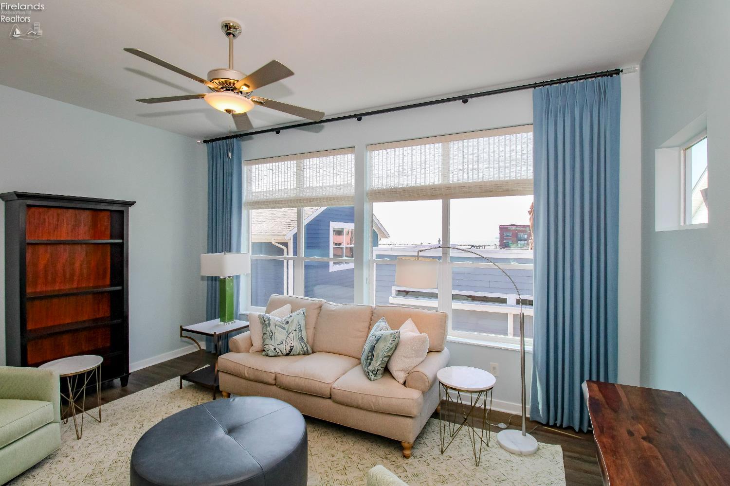 Sandusky, Ohio 44870, United States, 2 Bedrooms Bedrooms, ,3 BathroomsBathrooms,Residential,Pending,180557