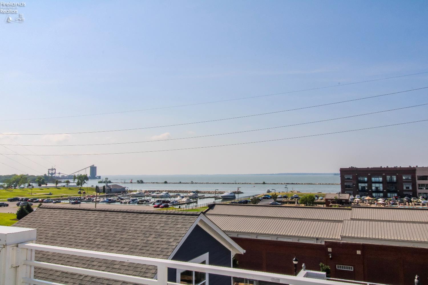 Sandusky, Ohio 44870, United States, 2 Bedrooms Bedrooms, ,3 BathroomsBathrooms,Residential,Pending,180557