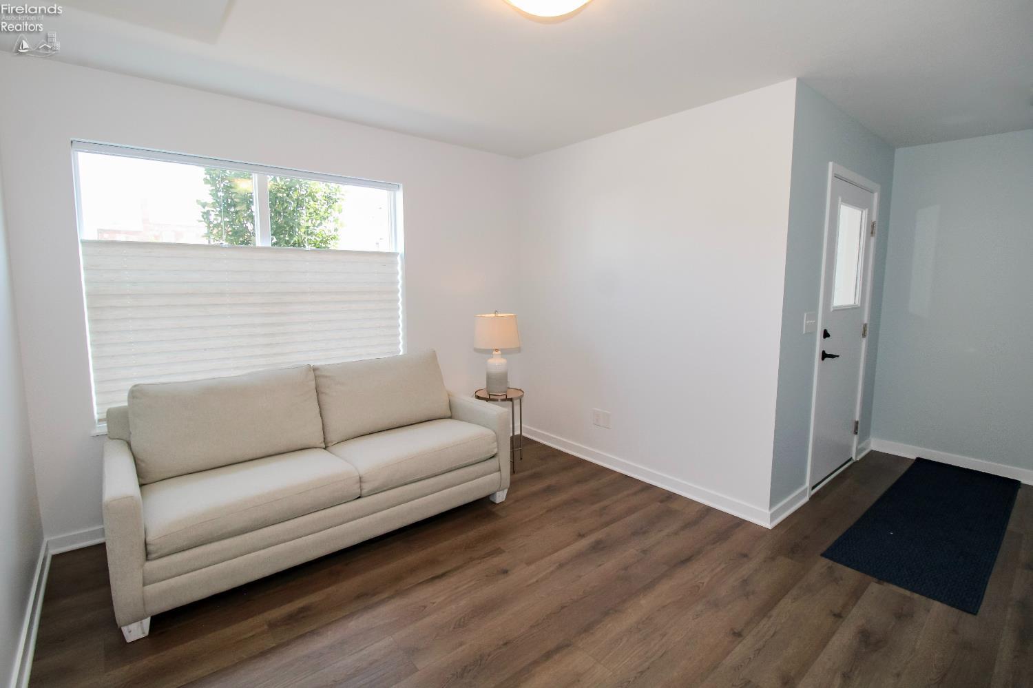 Sandusky, Ohio 44870, United States, 2 Bedrooms Bedrooms, ,3 BathroomsBathrooms,Residential,Pending,180557