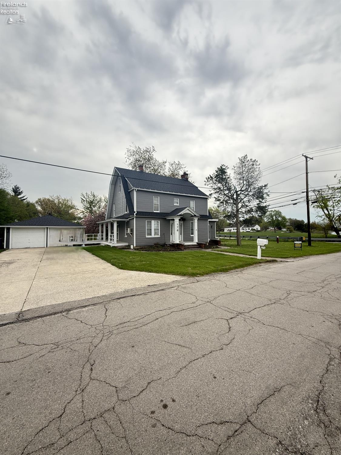 176 Harvest Lane, Oak Harbor, Ohio image 1
