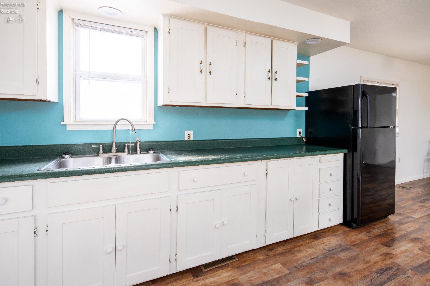 325 S Maple Street, Lindsey, Texas image 3